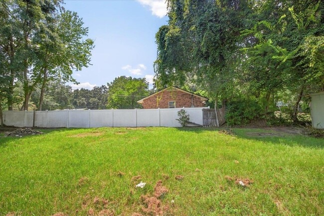 Building Photo - 4214 Woodcrest St