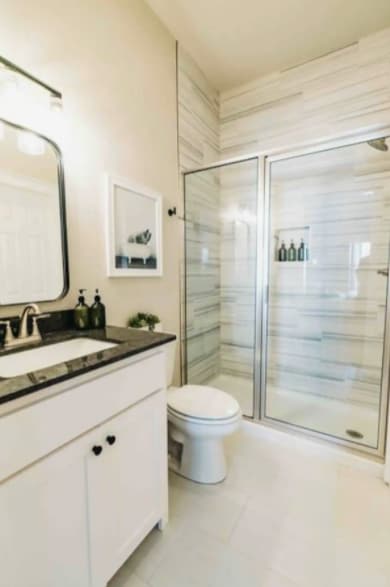 Building Photo - 315 N Rollston Ave