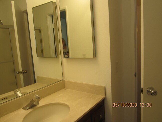 Building Photo - SPACIOUS 2 STORY CONDO