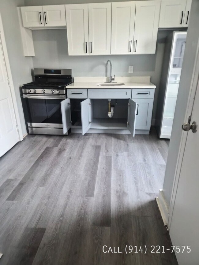 Building Photo - 224 Sommerville Pl