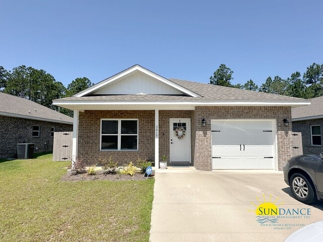 Primary Photo - Beautiful 3 Bedroom Home in Milton!