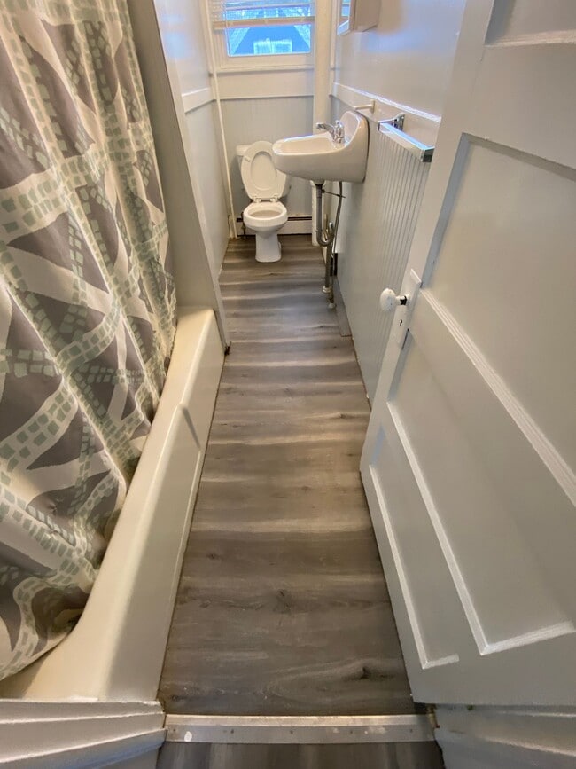 Building Photo - 17 Sullivan St