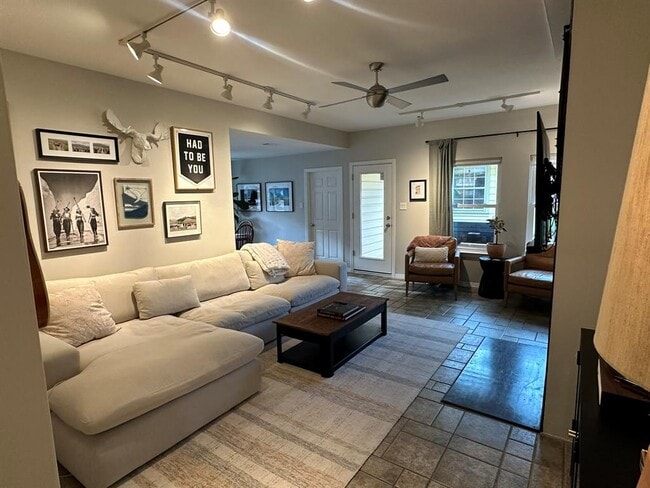 Building Photo - 311 Le Grande Ave