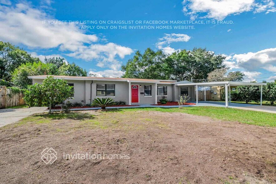 Primary Photo - 5750 Cedar Forest Dr N