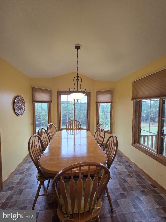 Building Photo - 6209 Stubbs Cove Ln