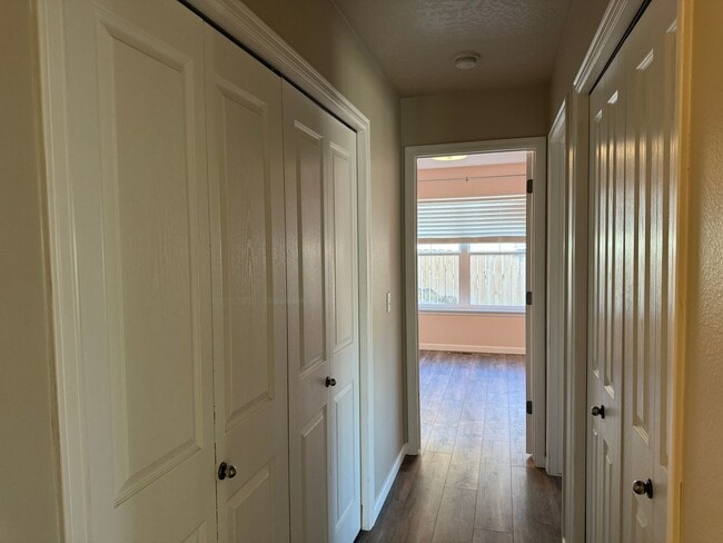 Building Photo - Spacious 3 Bed, 2 Bath in Lolo, MT!!