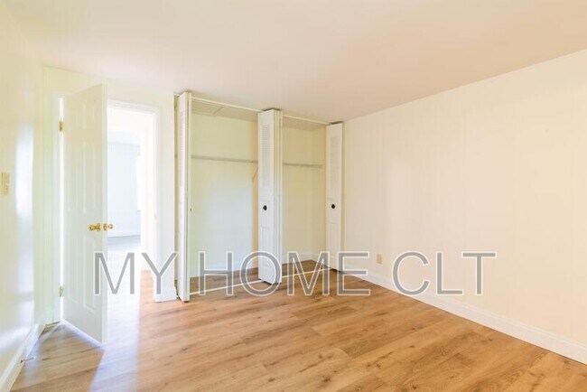 Building Photo - 7821 Cloughy Cir