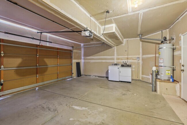 Building Photo - 34267 Quartz Terrace