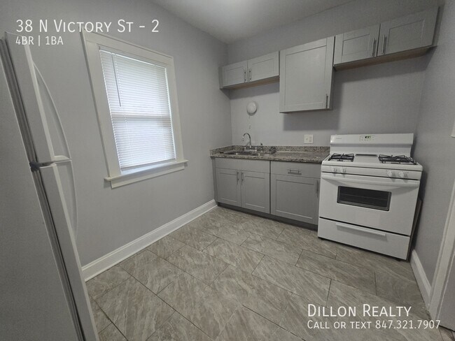 Building Photo - 38 N Victory St