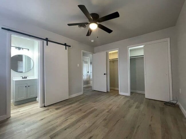 Building Photo - Modern Comfort, Classic Charm – Newly Reno...