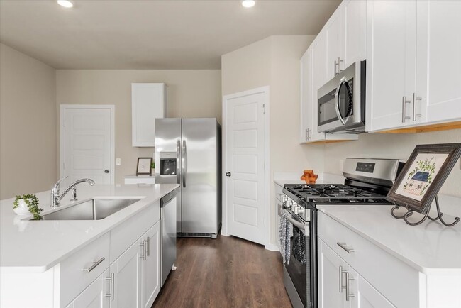 Building Photo - 13599 Sonali Springs Dr