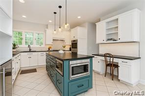 Building Photo - 1 Canaan Cir