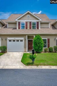 Building Photo - Beautiful Townhome in Woodhaven Subdivision
