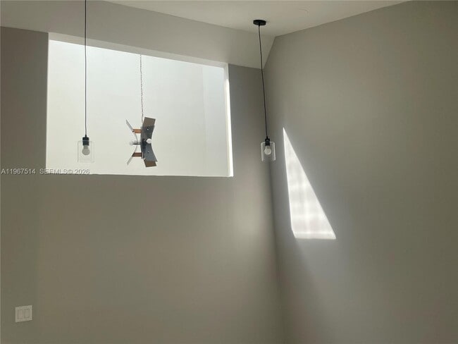 Building Photo - 8043 Lagos De Campo Blvd