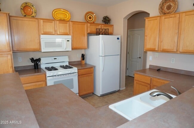 Building Photo - 1821 W Glenhaven Dr