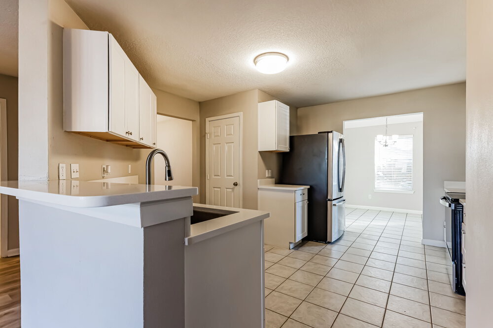 Building Photo - 20735 Fox Cliff Ln