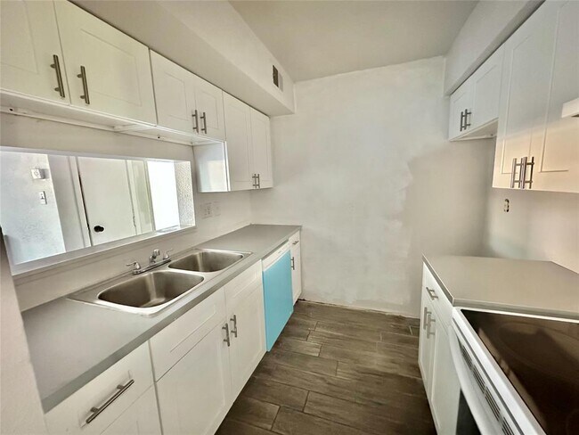 Building Photo - 12658 Ashford Meadow Dr
