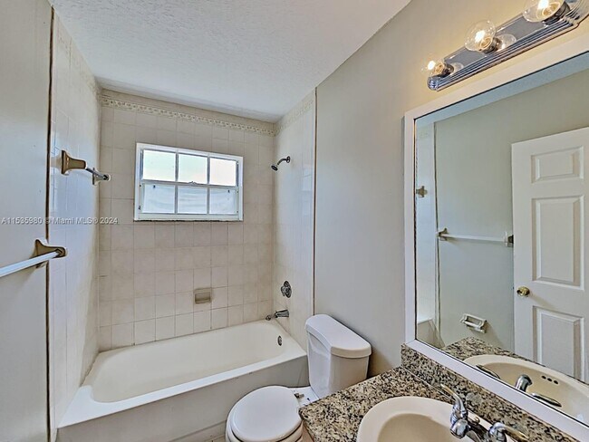 Building Photo - 14490 SW 174th Terrace