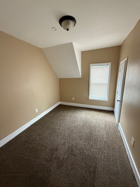 Building Photo - 5891 Vancourt St