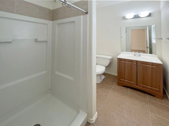 Building Photo - 2319-2331 N Desert Willow Ln