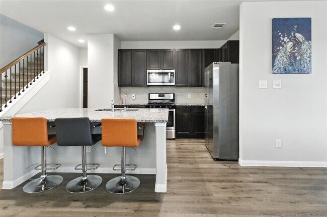 Building Photo - 24727 Allori Ct