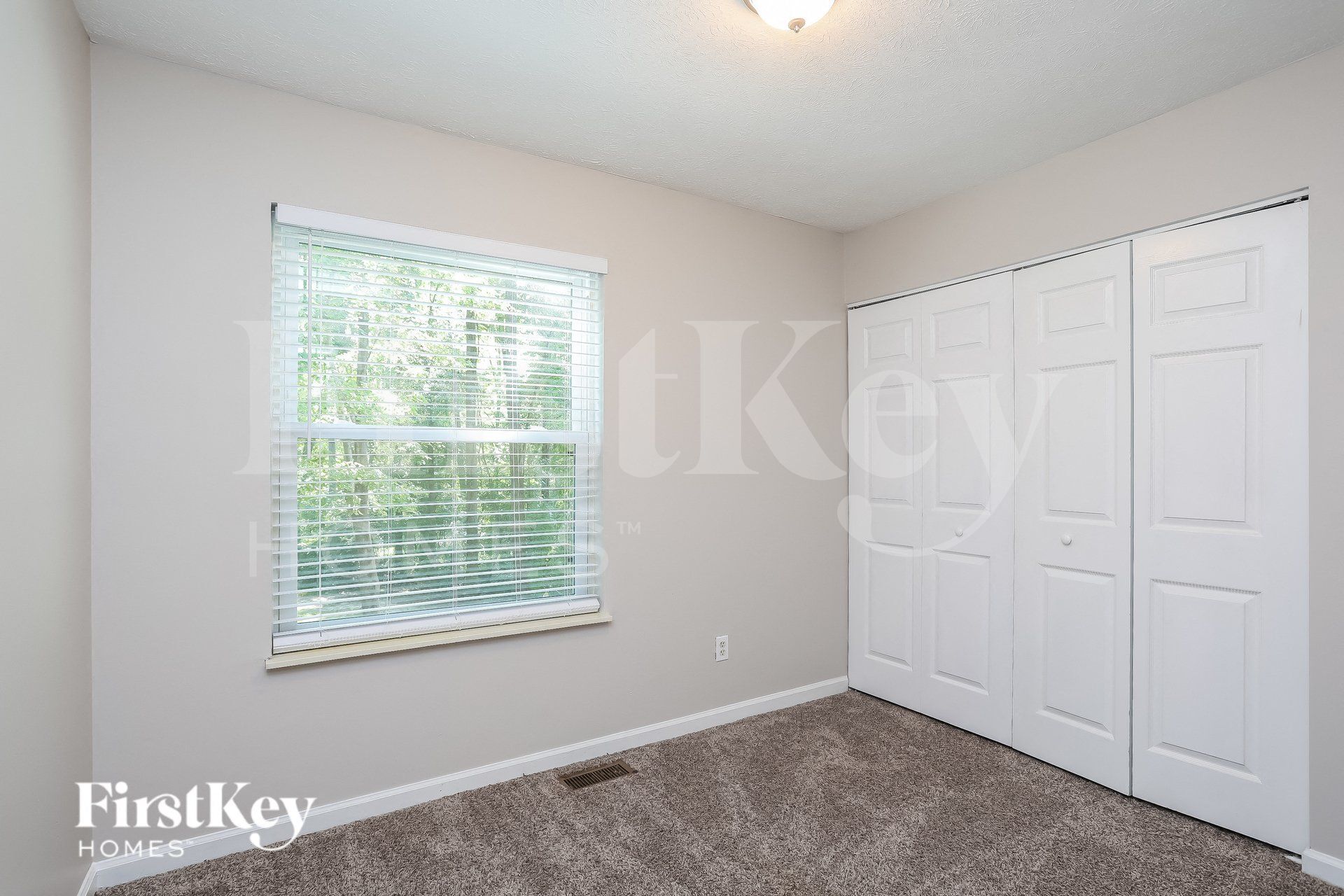 Building Photo - 7344 Berkshire Downs Dr