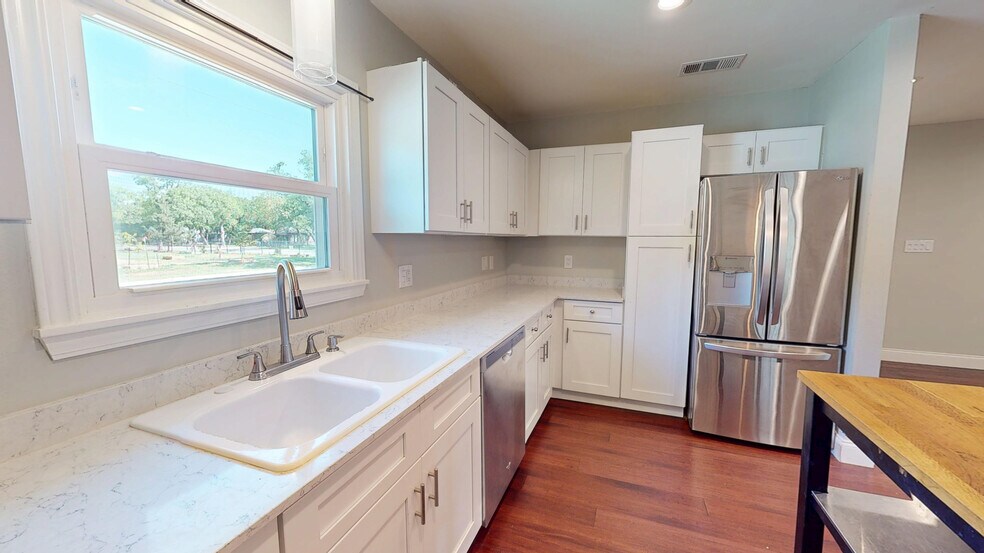 Kitchen - 1901 11th St