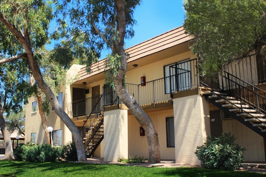 Desert Palms Apartments 3125 N Alvernon Way Tucson AZ 85712