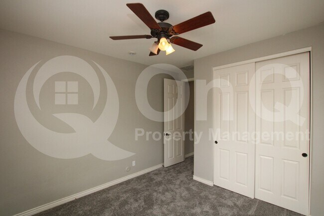 Building Photo - 19134 E Lark Dr
