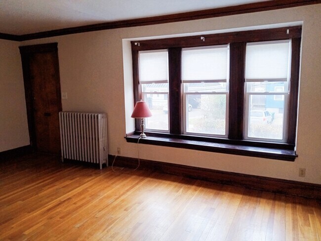 Building Photo - 41 Whittemore Rd