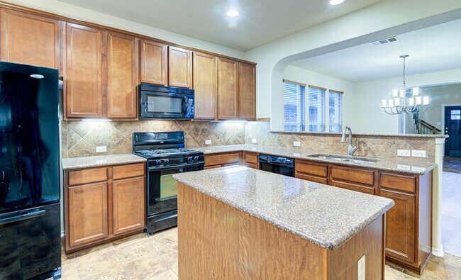 Building Photo - Gorgeous Rancho Alto 5/3 is Move in Ready!