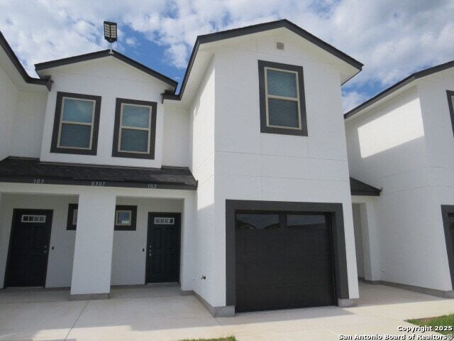 Primary Photo - 8307 V. Pisa