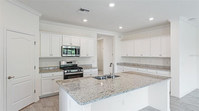 Building Photo - 17311 Blue Rdg Pl