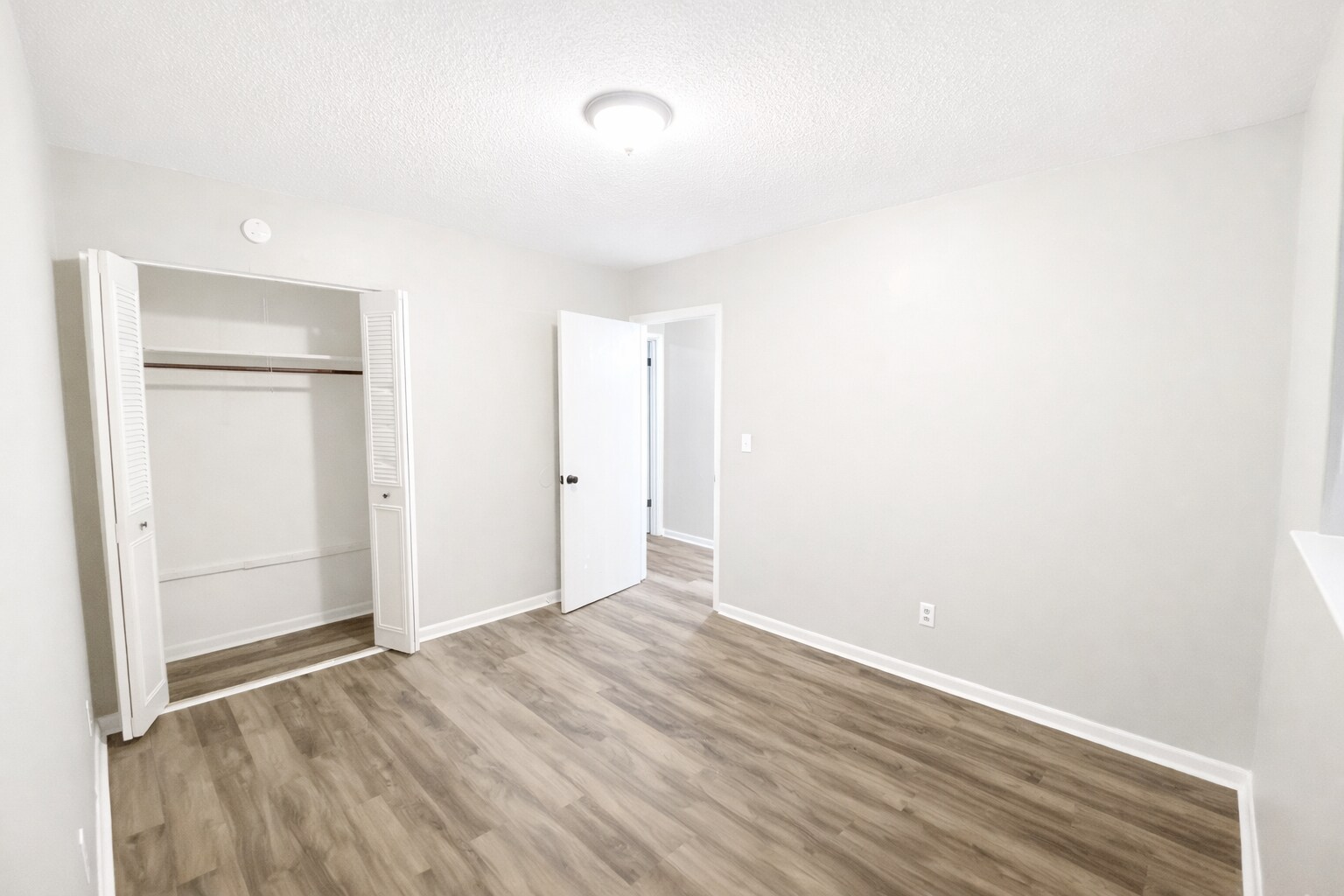 Building Photo - 5706 Wilder Rd