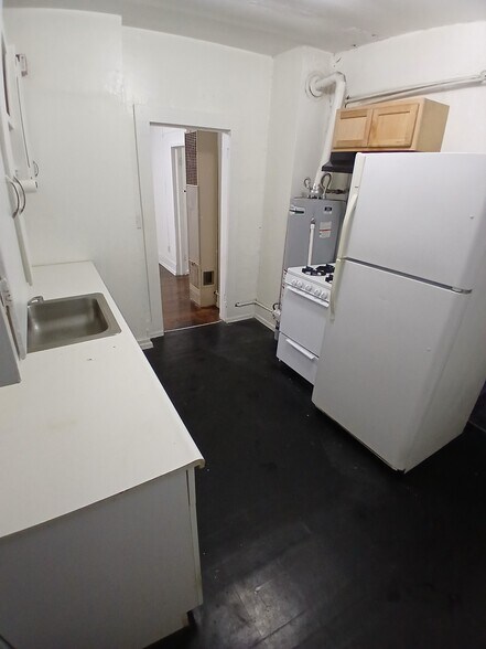 Building Photo - 3501 Albion Pl N