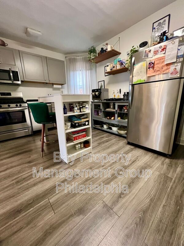 Building Photo - 5411 W Berks St