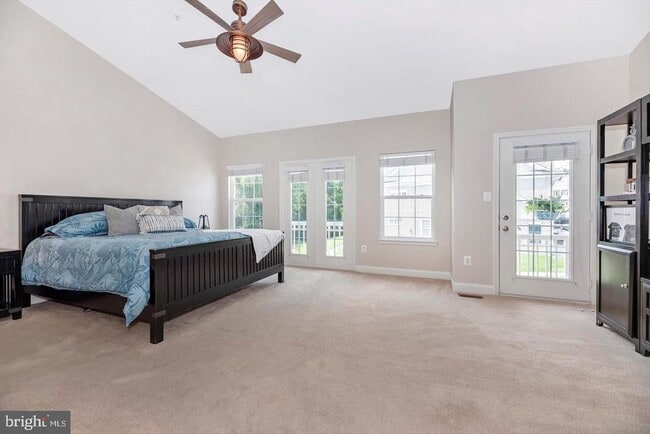 Building Photo - 10202 Woodthrush Dr