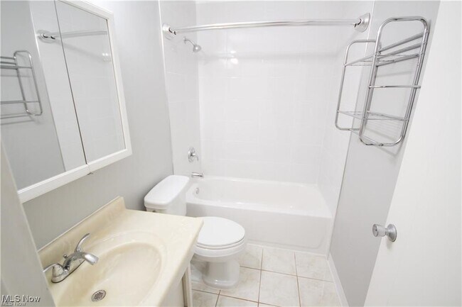 Building Photo - 20333 Detroit Rd