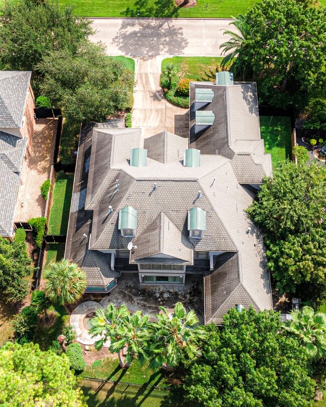 Building Photo - 3202 Bonnebridge Way Blvd