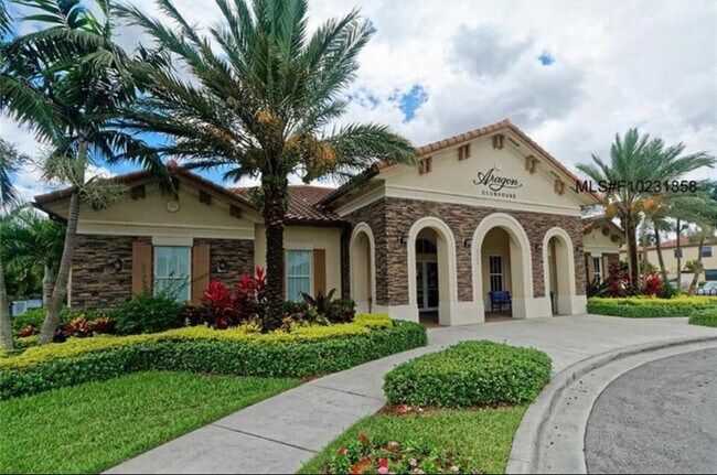 Building Photo - 3317 W 90th St