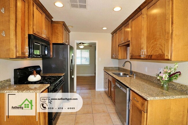 Building Photo - 1411 Jeffries Ave