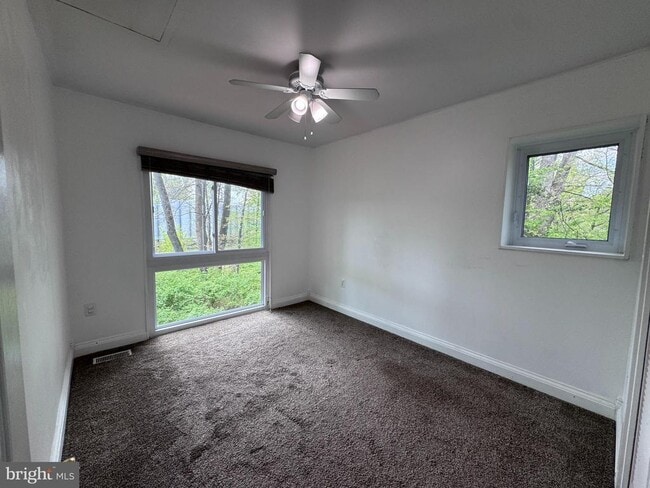 Building Photo - 3034 Sugar Ln