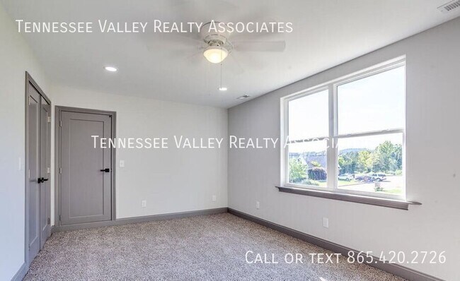 Building Photo - 7814 Lake Mountain Ln