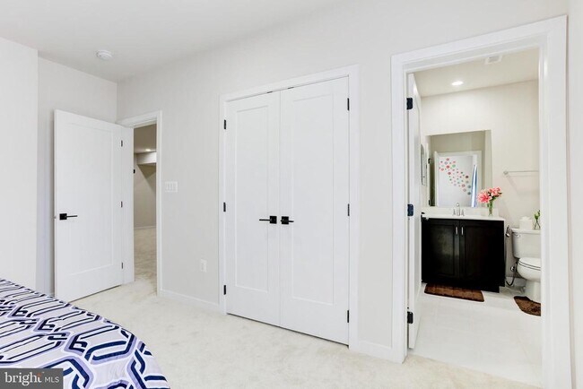 Building Photo - 41355 Tarragon Leaf Dr