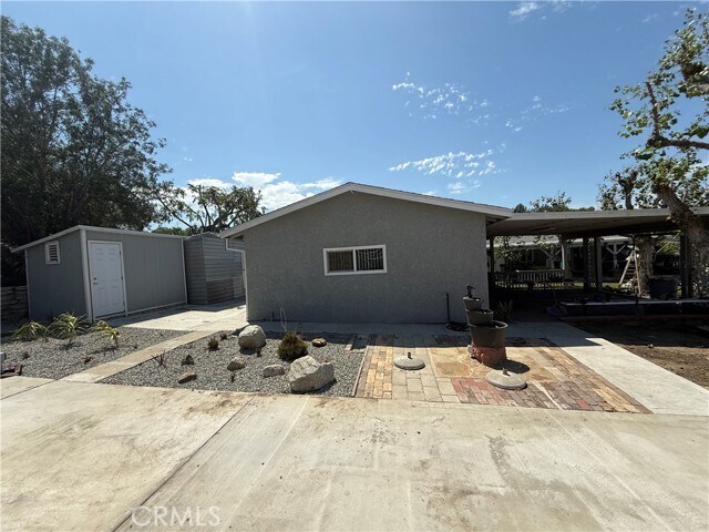 Building Photo - 2700 Native