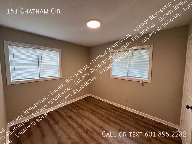 Building Photo - 151 Chatham Cir
