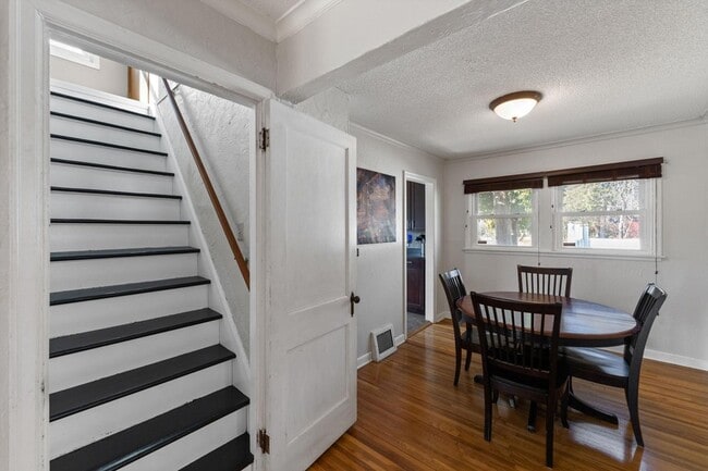 Building Photo - 2901 Zenith Ave N