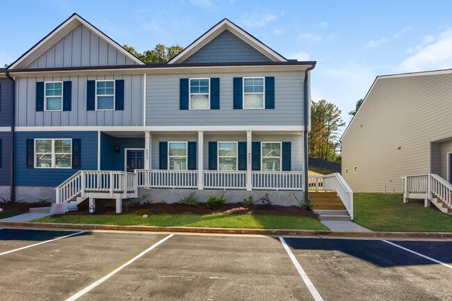 Building Photo - 2831 Saratoga Lake View