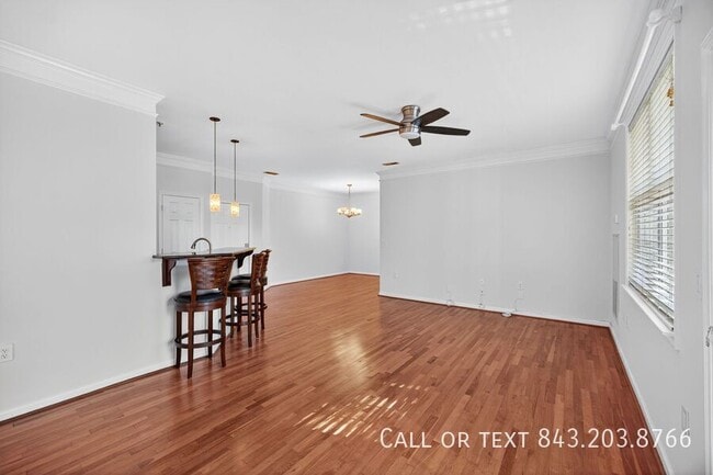 Building Photo - 1589 Cambridge Lakes Dr