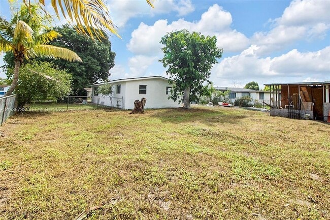 Building Photo - 1617 NW 15th St